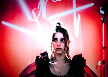 Ładunek wybuchowy podłożony pod stereotypy – „Pani Bovary”