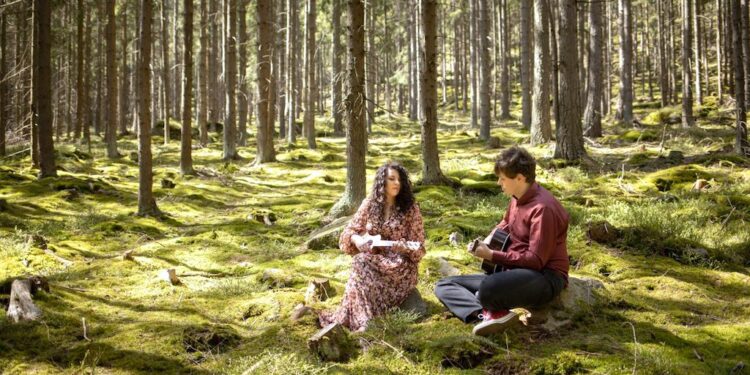 Okazja do zadumy i nostalgii – „Ponad Chmurami”