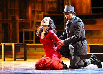 Robotnica, żołnierz i ogień uczuć – „Carmen”