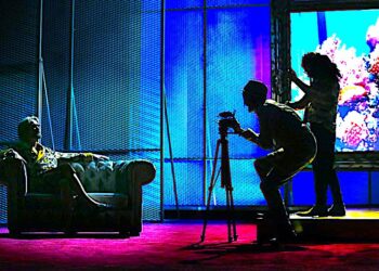 Przedziwna siatka intryg