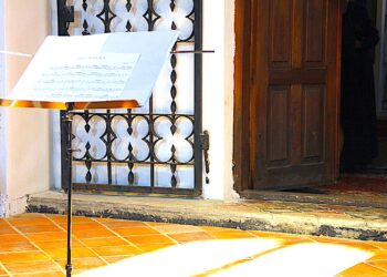 Moc śpiewu w świątyni