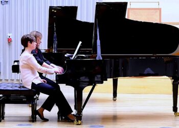 Fenomenalny duet fortepianowy – kolejny koncert „Z klasyką przez Polskę”