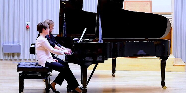 Fenomenalny duet fortepianowy – kolejny koncert „Z klasyką przez Polskę”