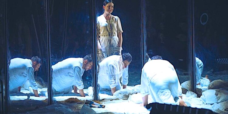 Płynie rzeczywistość